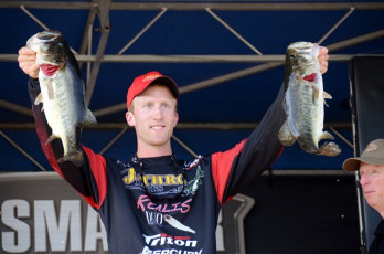 FD5FC574-91D2-4827-86D4-B4D69A76BE7D