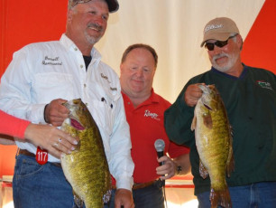 FDD56253-0042-41D1-BF68-DBCAEA9F226C