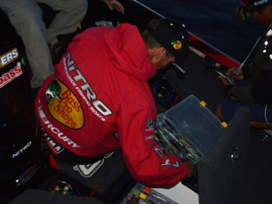 FE5E0F26-8398-40DF-B62D-C82449824E61