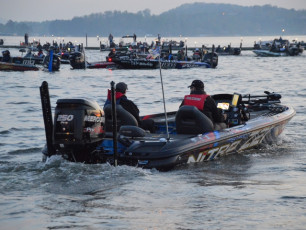 FE5F46EC-8CCB-4B09-BC39-B06F1EF0128B