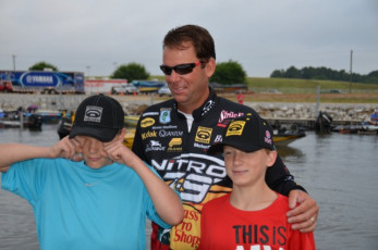 FE91224F-BE06-44CF-8580-B365FD251121