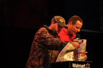 FEB5E66F-A143-4B7A-B0F3-6B827390E7EA