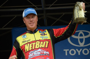 FED25070-D762-47E8-8DB5-AE8B231D8CAC