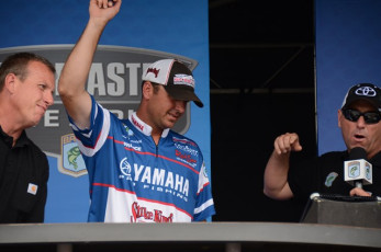 FF01BFEE-2B0B-4E26-8908-8A021C71E201