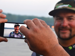 FF4CAE8F-072E-4D79-91DB-FDD2352E694C