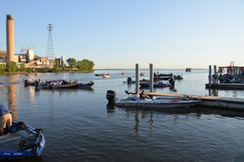 FF8E9CC0-226A-4F4C-B9CD-8636DD183541