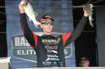 FFD73B7C-D5F2-4BCF-9DED-0D9C2E8D2B71