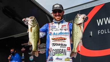 Wheeler Leads Day One of Tackle Warehouse Pro Circuit Super-Tournament at  Lake Chickamauga