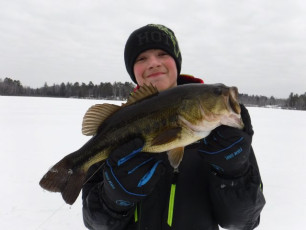 03CAFA1D-0A25-4FCB-AA19-4E17C5A38002