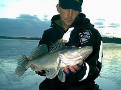 06FCCA9F-4D3B-4ED2-82E5-2252CA2F69D8