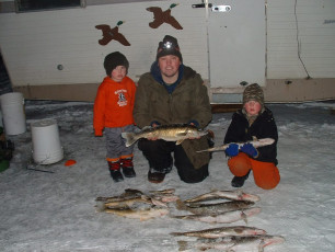 38EFDE21-5B86-47BA-B7B2-272BCC0CF65A