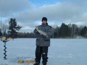 E49DF93C-8EEF-4873-B76E-1103FE7DF135