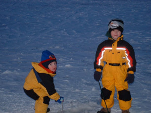 EE642A68-EE3B-43D3-9419-742F712912D7