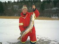 F9424C7B-B249-47A0-BF70-7524E48AC42F