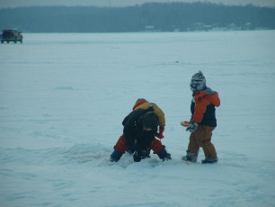 FFB8F993-C5FF-4E02-8291-3CC5091F4C5F