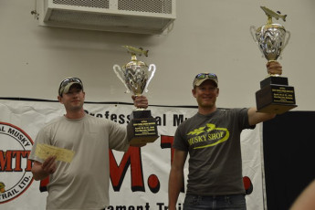 6DAFBD15-898A-46D3-B05D-27A95BD9A765