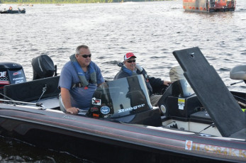 03514A6F-6B21-482F-BC7D-089C2DCA2368