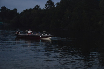 042762E9-0664-4FAF-AFA0-708E5787951A