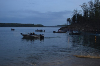 0492482D-2C02-4D79-BE24-4100817CDB17