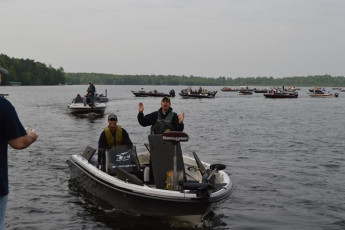 06E91B76-AF6B-4AA4-BD26-589DB00A9096