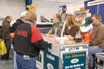 0C86DBFE-CFB2-4D9D-868C-59FE65438E79