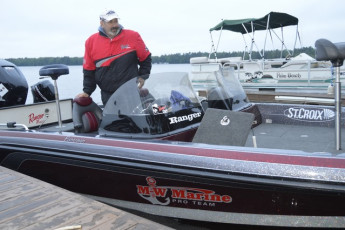 112E03FA-4E07-44C1-8AE6-2815A9737A69