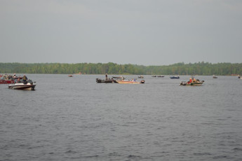 13E80E94-E53E-46DE-939F-F5958BA24A60