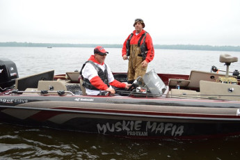 170ED854-4C68-4A6C-95B2-BB00C64744EB