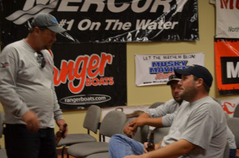 18C00966-1271-4D2B-9544-A54B36CD6375