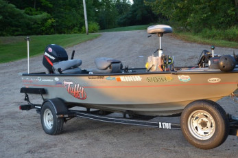 1986508B-955E-4B1E-813D-1FBD56B6BFA7