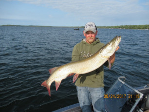 1B48007F-050C-4064-B503-7F416F1BBE61