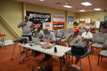 1C7C4ECF-0091-4724-9D5F-F37F9D54F32F