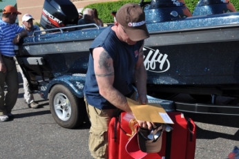 2080A10F-2B3A-45B7-880C-9C57F24E7BAB