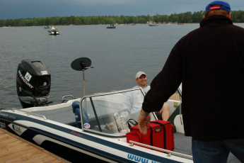 2137ac40-5322-43e0-859f-6ff463ecdfd7