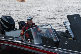 21E50158-42FD-44A1-B6C4-D9B2416D56F6