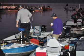 22DCCA44-A40B-44A0-9989-DFE7C567B1FD