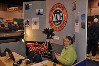 2CC5A1EB-542D-4A62-B4F7-BB0090287FA5