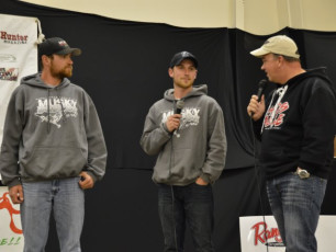 3289CD76-1EB5-4A05-9B4A-D85E8CD36C85