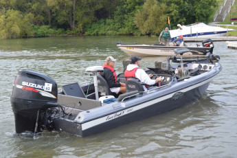 3467D9F0-1D1E-420E-ACFC-9640B6B24DF2