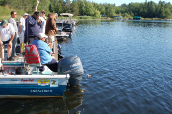 35CD0CB7-730E-4A43-8D3F-FDC6047CE768