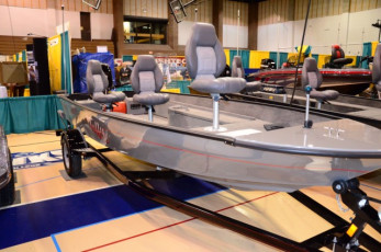 3B890037-F0CC-4303-B565-6183C6BABC5D