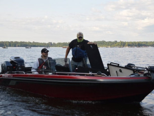 3F8E7F00-D7D5-4606-B945-4D616AF49AAF