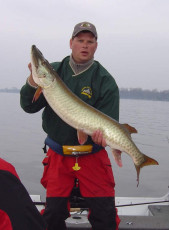 3FB05DDA-D44E-4C12-8ECE-AAAC2D2E2D76