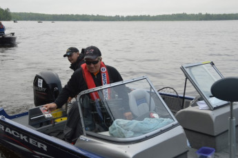 40DB3263-10F8-46F3-BCFE-DC5C45F64EA6