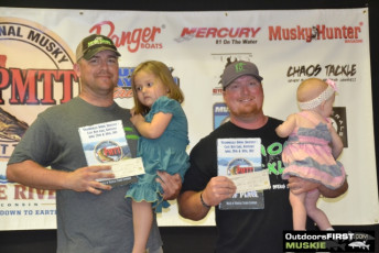 41FCC5A3-4A8A-483F-BAE6-96495BCE38EE