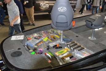 45B0E8FF-7DDB-41B1-A714-BE2E43F32E57