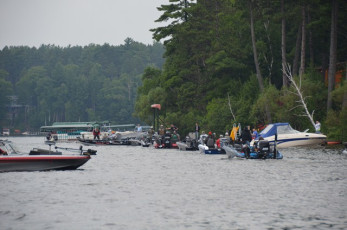 4AEB4C20-6C7E-4E65-8C87-C324BB4070E9