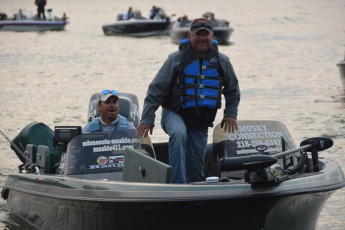 4B9D394E-2A95-4AB6-B3E5-9E1B260AF96F