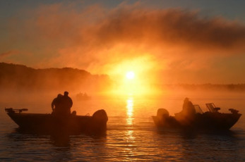 4D272E51-9A55-41F6-B602-BE2C7C78B4E2