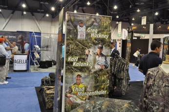 4FB533E0-06FD-4B6B-8AAE-394F3ED35147